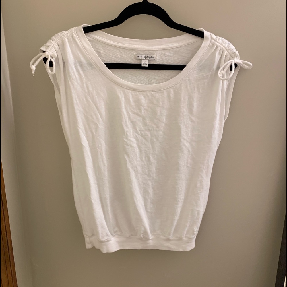 American eagle T-shirt